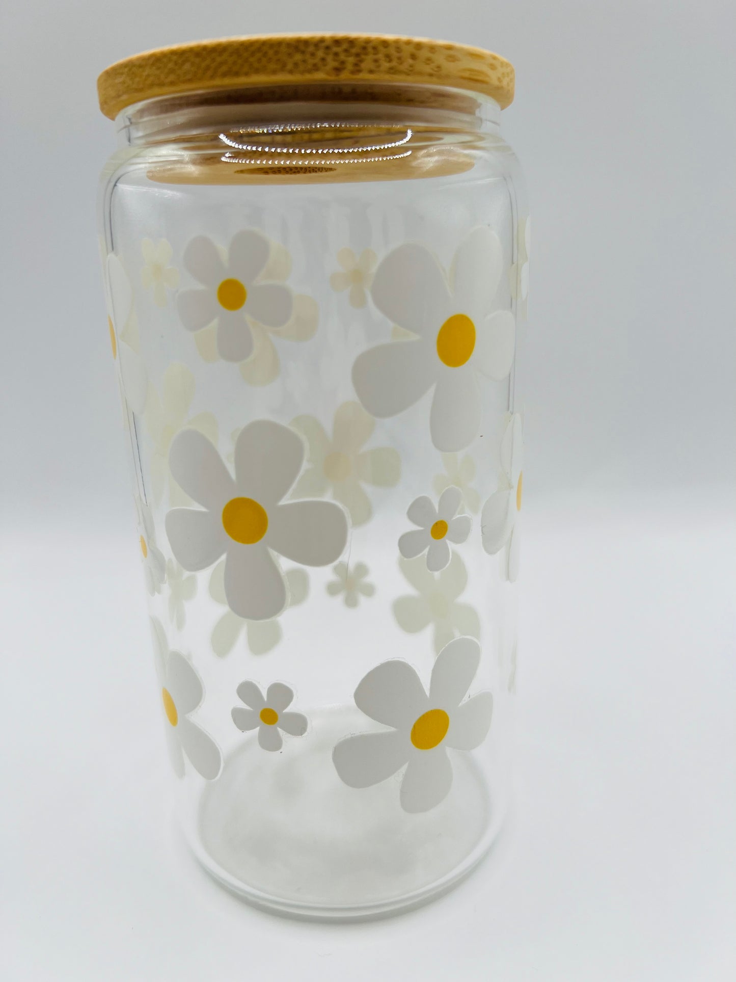 White Daisy Mug